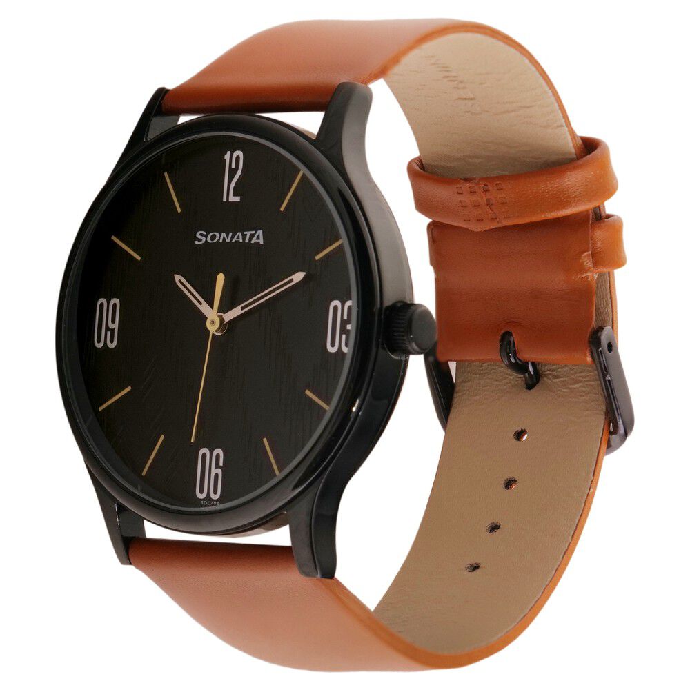 Sonata Smart Plaid Quartz Analog Black Dial Leather Strap Watch for Men