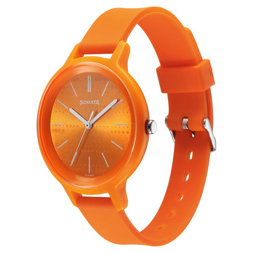Fire-Boltt Commando Watch Orange: Buy box of 1.0 Unit at best price in  India | 1mg