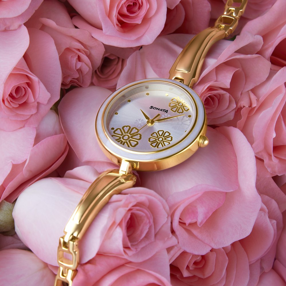 Golden colour watch design best sale